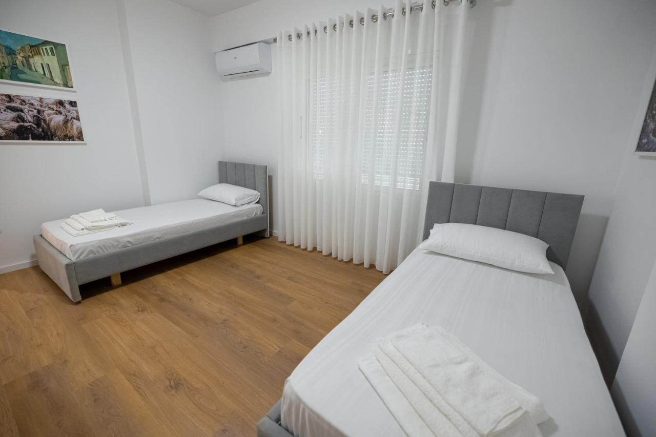 Vlorë Victoria Lungomare Apartment מראה חיצוני תמונה