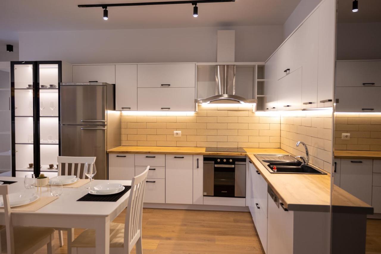 Vlorë Victoria Lungomare Apartment מראה חיצוני תמונה