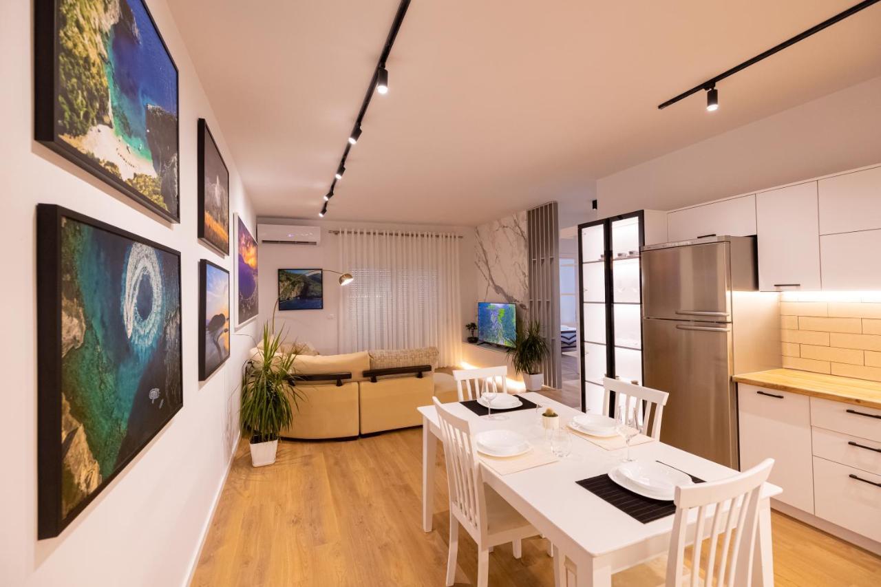 Vlorë Victoria Lungomare Apartment מראה חיצוני תמונה