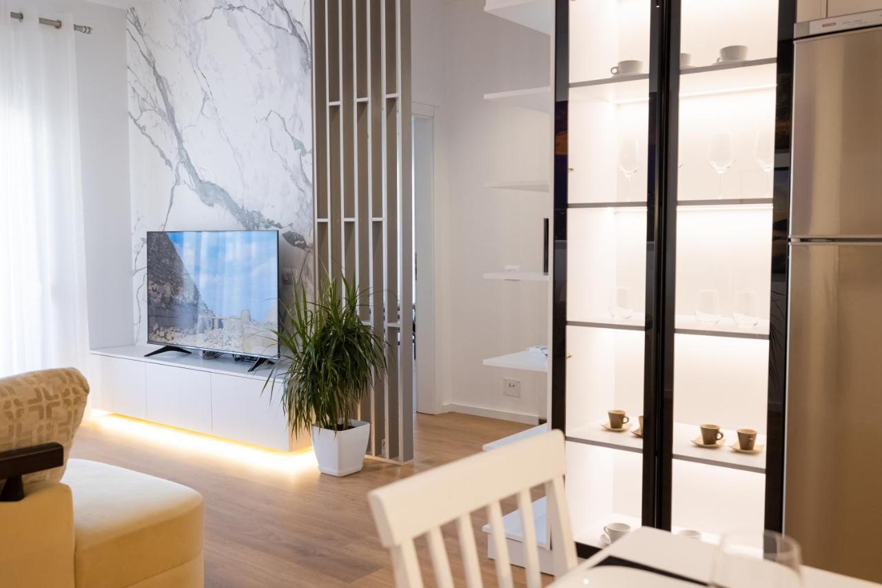 Vlorë Victoria Lungomare Apartment מראה חיצוני תמונה